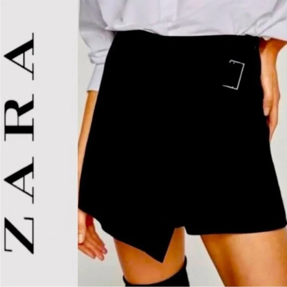 ZARA BASICS Black Faux SuedeBelted Skort Size Small - Picture 1 of 4
